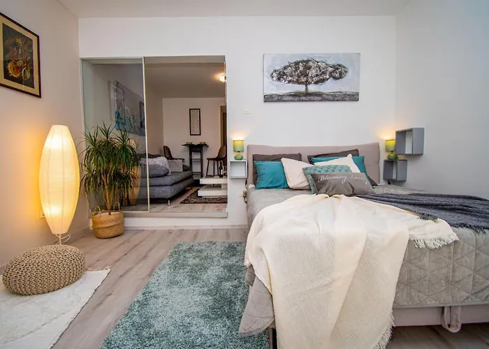 Oasis Apartment